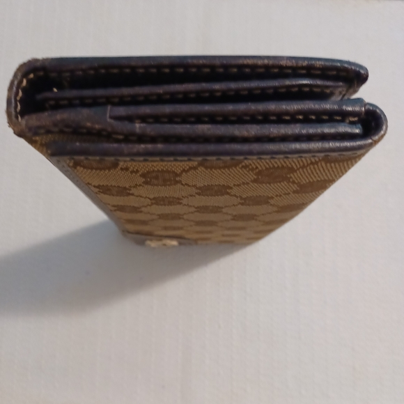 🤎GUCCI BRITT CONTINENTAL MONOGRAM CANVAS WALLET - Picture 11 of 16